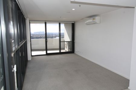 2105/120 Eastern Valley Way, Belconnen ACT 2617 - Apartment For Rent | Domain - Photo 4