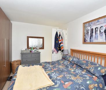 3 bedroom semi-detached house to rent - Photo 6