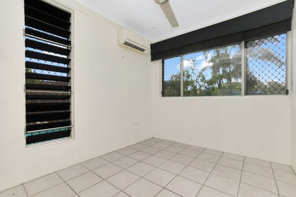 7 Lockwood Court, Moulden, NT 0830 - Photo 1