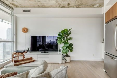 For Lease - 318 King Street Unit# 907, Toronto, Ontario - Photo 3