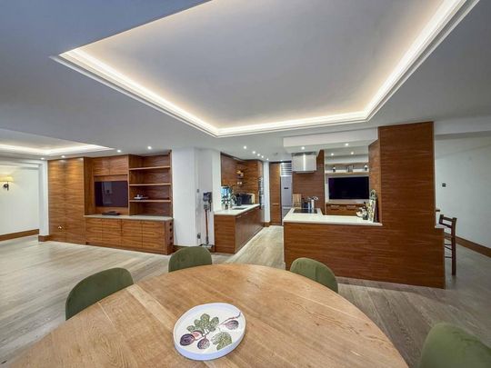 3 bedroom flat to rent - Photo 1