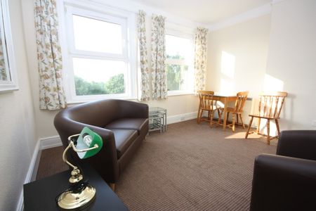 1 bed flat to rent in New Bridge Street, Devon, EX4 - Photo 2