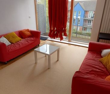 3 Bed Terraced House, The Cable Yard, CV1 - Photo 2