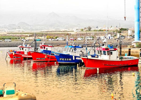 For Rental: 2-Bedroom Semi-Detached House in Las Rosas