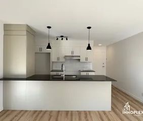 1 room apartment of 74m² in Saint-Denis-de-Brompton - Photo 1