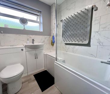 1 bedroom in a house share to rent - Photo 6