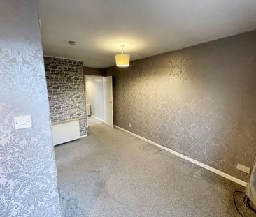 1 Bed Flat, Savick Avenue, BL2 - Photo 6