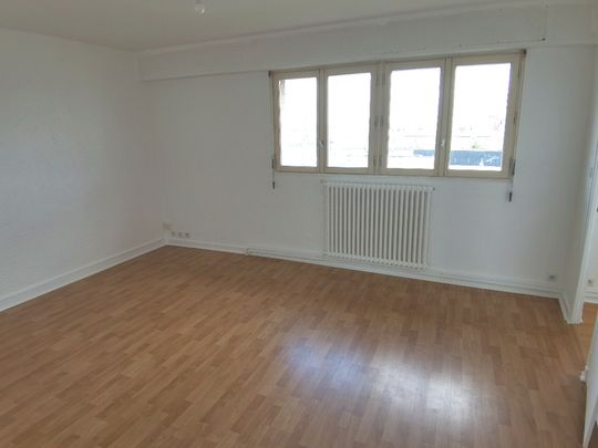 Location Appartement 4 pièces 83m² RENNES 35000 - Photo 1