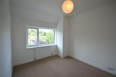 2 bedroom semi-detached house to rent - Photo 2