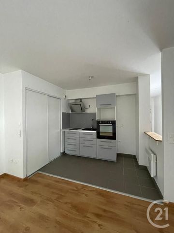 Location Appartement 1 pièce 34m² LA NEUVILLETTE 51100 - Photo 4