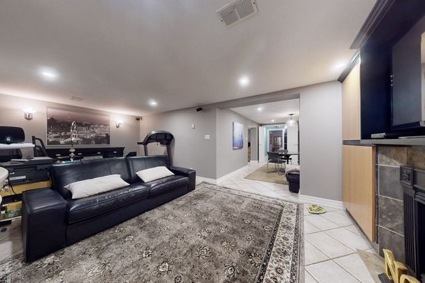 For Lease - 12 Daleside Crescent, Toronto, Ontario - Photo 1