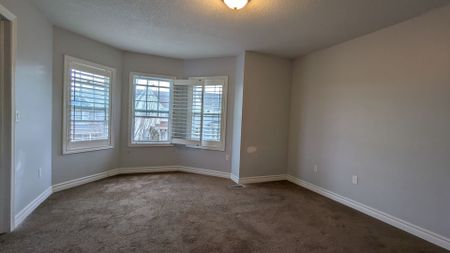 For Lease - 669 Zermatt Drive, Waterloo, Ontario - Photo 2