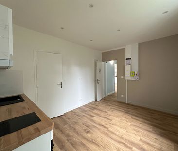 Location Appartement 1 pièce 14m² - Photo 2