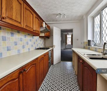 2 bedroom terraced house to rent - Photo 4