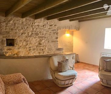 A LOUER MAISON DE VILLAGE MEUBLEE avec TROPEZIENNE - Photo 5