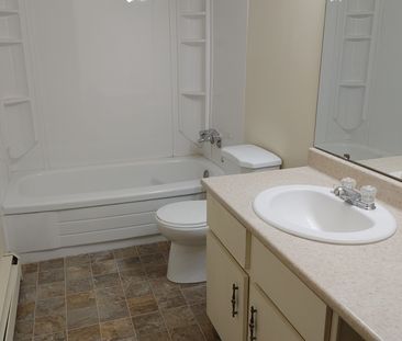 APT 12-51 ROBINSON - Photo 5