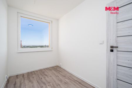 Pronájem bytu 3+kk 49 m², Vítězslava Nezvala, Chomutov - Fotografie 3