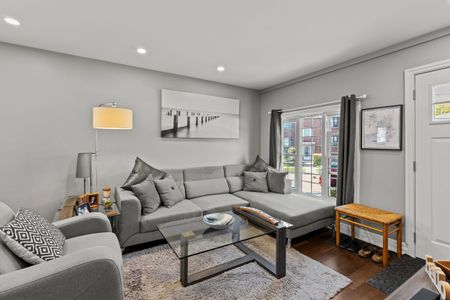 For Lease - 35 Leeper Street, St. Catharines, Ontario - Photo 4