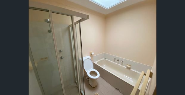 BRIGHT & OPEN-LIVING DESIGN! - Photo 1