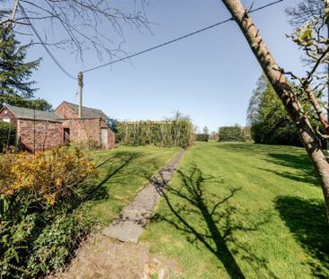 Rostherne Lane, Knutsford - Photo 2