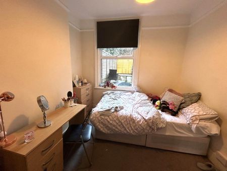 4 bedroom house to rent - Photo 4