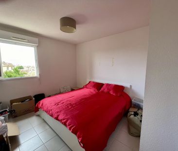 Location Appartement 3 pièces 61m² NIMES 30000 - Photo 2