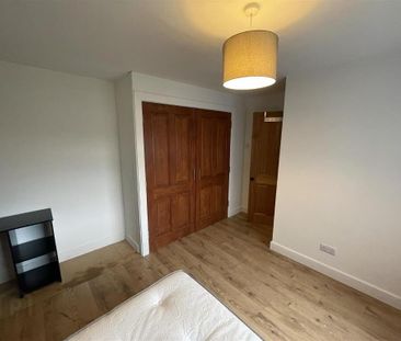 40 Rossnareen Avenue, Belfast, BT11 8LP - Photo 5