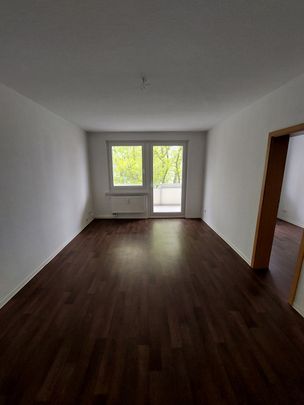 Schöne Familienwohnung / Bad mit Fenster - Photo 1