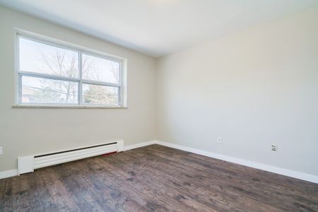 1 Bedroom - Great Location - Photo 5