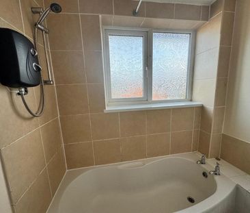 3 bedroom house to rent - Photo 3