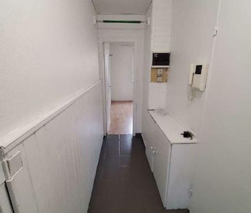 Location Appartement 3 pièces 53m² CLICHY SOUS BOIS 93390 - Photo 6