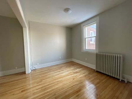 For Lease - 6 Russell Street Unit# 3, Smiths Falls, Ontario - Photo 4