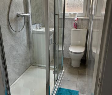 Room in a Shared Flat, Grange Loan, EH9 - Photo 3