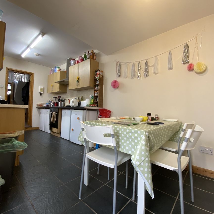 Coburn Street, Cathays - Photo 1
