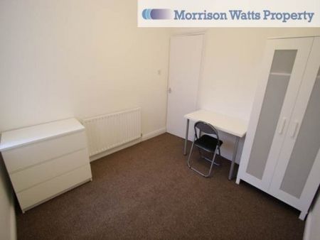 6 Bed - Langdale Terrace, Headingley, Leeds - Photo 4