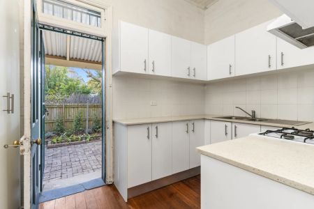 2 Cook Street, Glebe. - Photo 2