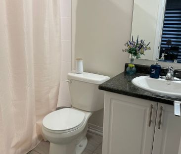 For Lease - 2635 William Jackson Drive Unit# 310, Pickering, Ontario - Photo 3