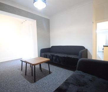 Whitchurch Road, Cardiff - Photo 3