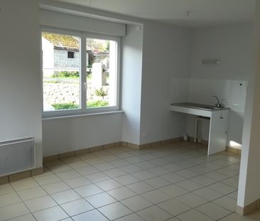 APPARTEMENT DE TYPE 1 RDC VARENNE A FERRUSSAC - Photo 1