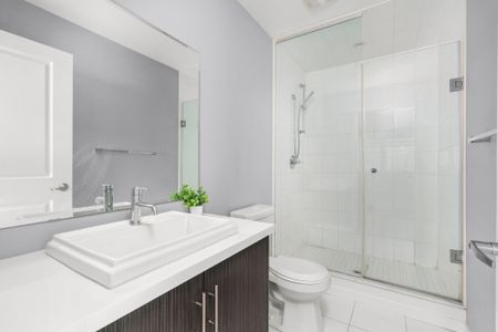 For Lease - 3910 Major Mackenzie Drive, Vaughan, Ontario - Photo 3