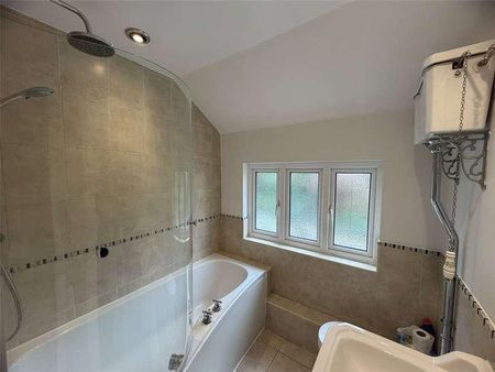 Yeoman Lane, Bearsted, ME14 - Photo 3