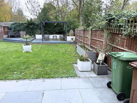 Potters Drive, Hopton, Great Yarmouth, Norfolk, NR31 - Photo 3