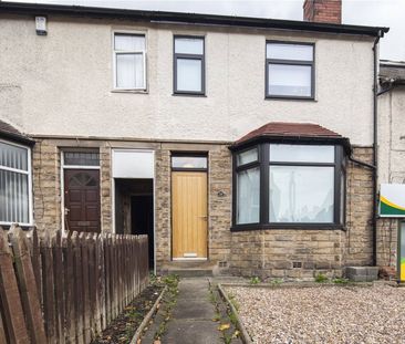 28 Newsome Road, Huddersfield, HD4 - Photo 4