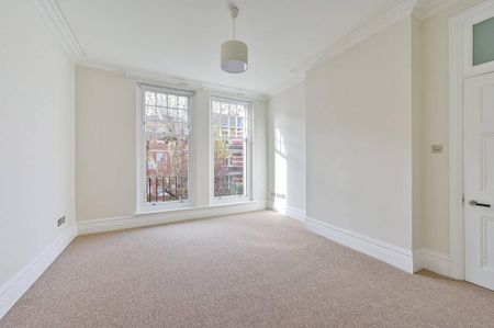 3 bedroom flat to rent - Photo 3