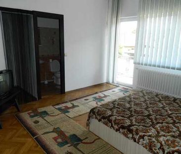 Apartament 1 camera, 50 mp, decomandat, zona strazii Artelor - Photo 4