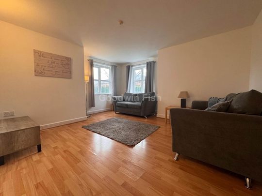 71 Greenwood Road, Wythenshawe - Photo 1