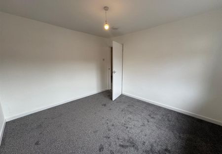 Chartwell Grange, Halesowen Road, Cradley Heath - Photo 2