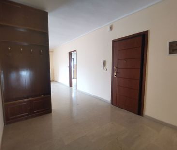 Διαμέρισμα για ενοικίαση Κέντρο (Χαριλάου) - Photo 5