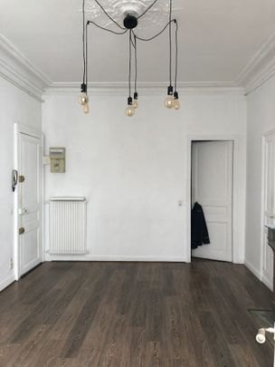 Appartement à louer - REIMS- CENTRE / HOTEL DE VILLE - Photo 1