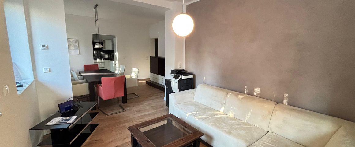 Moderne 1-Raum-Wohnung mit Einbauküche und SmartHome-Ausstattung - Foto 1